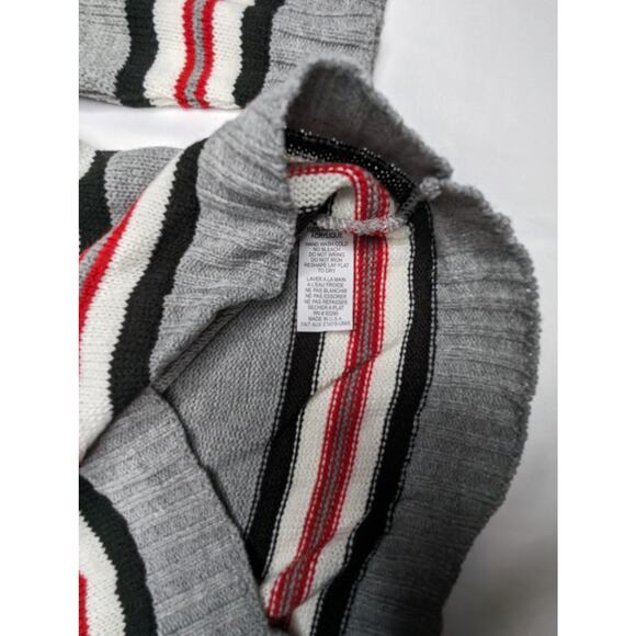 Girls Gray Striped Crewneck Knit Pullover Sweater - Picture 5 of 7